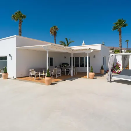 The Hamptons Collection - Lanzarote * Puerto Calero