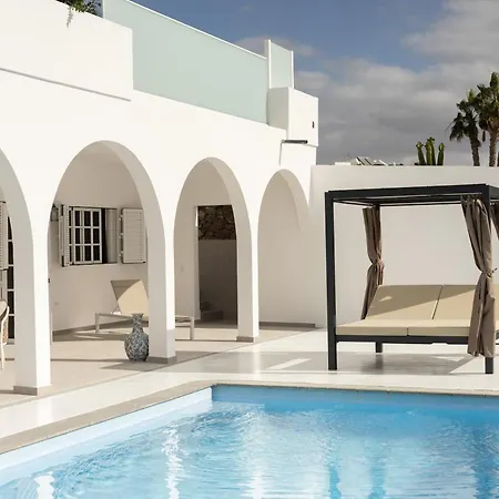 The Hamptons Collection - Lanzarote Villa Puerto Calero